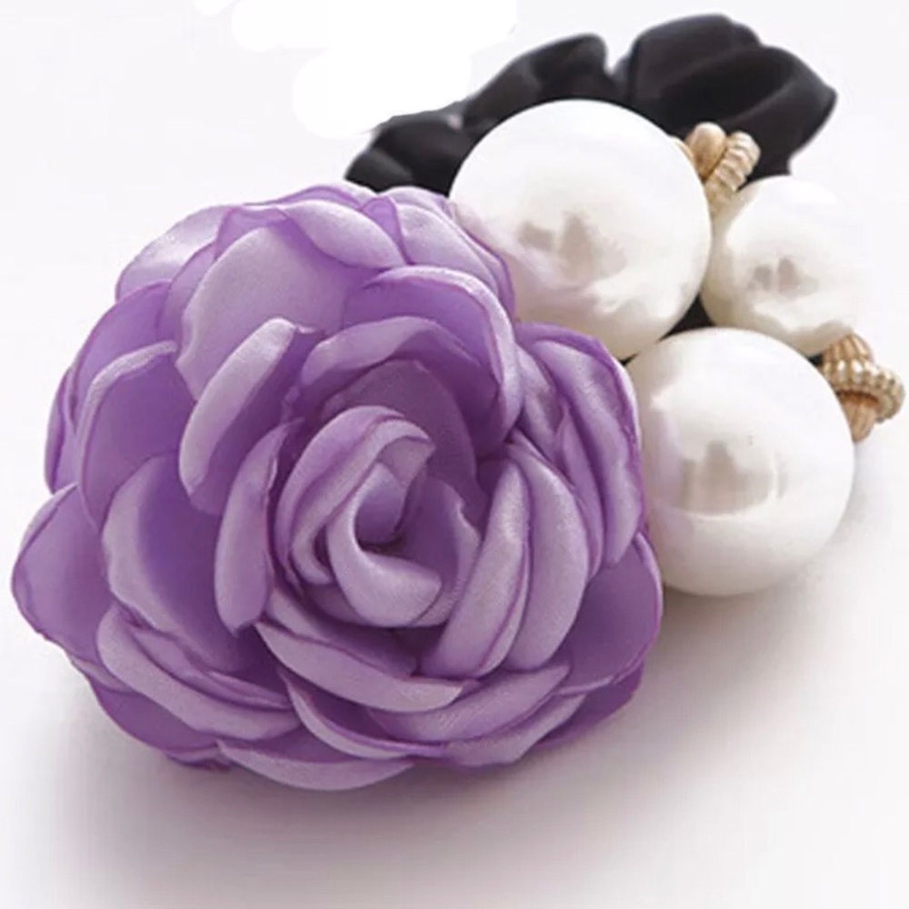 New 💐 Lavender & Pearls Hair Tie 💐